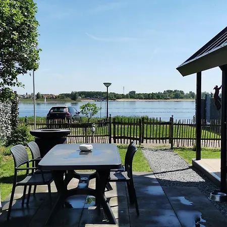 Holiday home Tiny Haus Auszeit Am